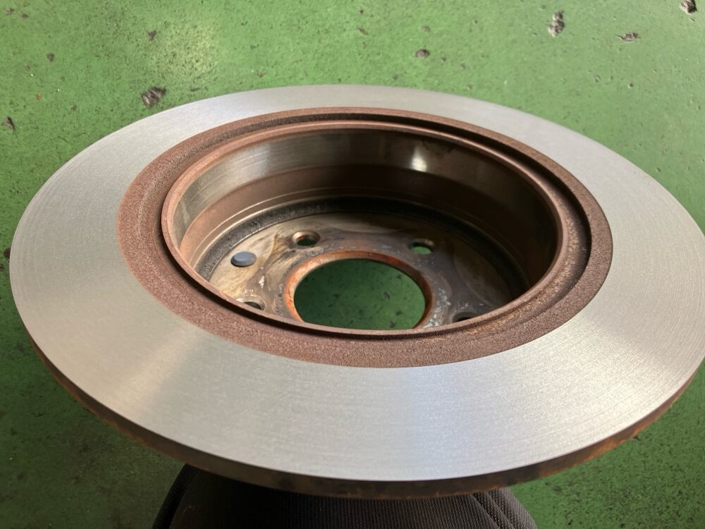 日野市　多摩市　八王子市　セレナ