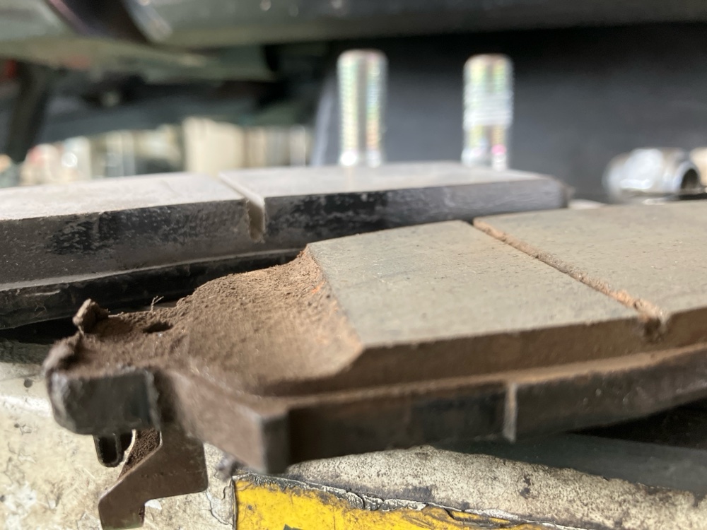 日野市　多摩市　八王子市　セレナ